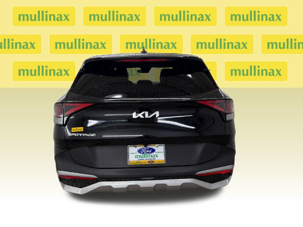 Used 2023 Kia Sportage EX FWD image 9