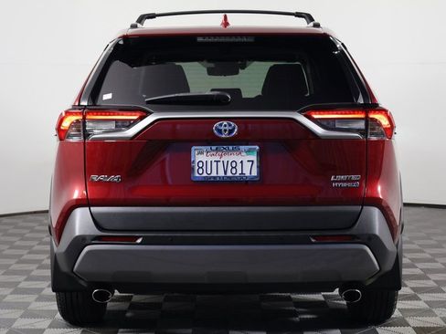 Used 2021 Toyota RAV4 Limited AWD/4WD image 5