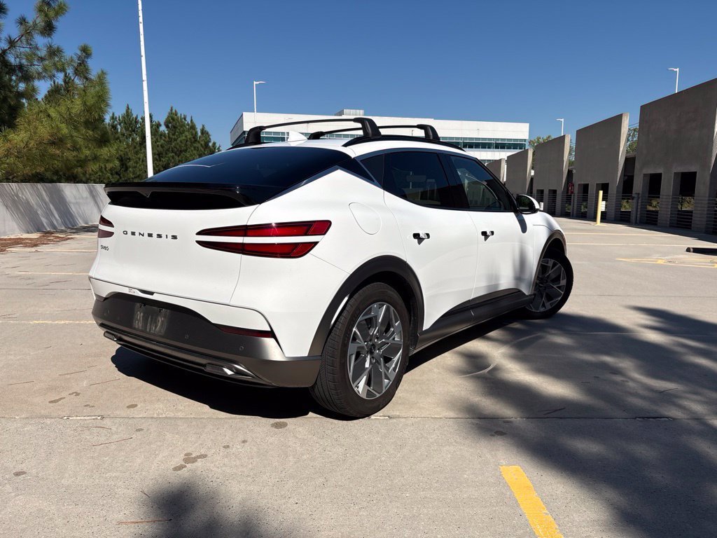 Used 2025 Genesis GV60 RWD image 3