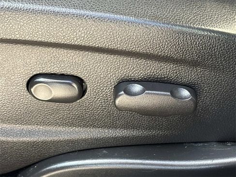 Used 2018 Buick Encore Preferred image 10