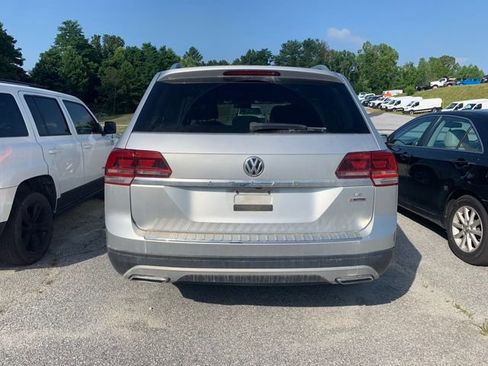 Used 2018 Volkswagen Atlas Launch Edition AWD/4WD image 6