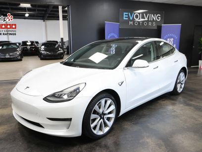 Used 2018 Tesla Model 3 Mid Range