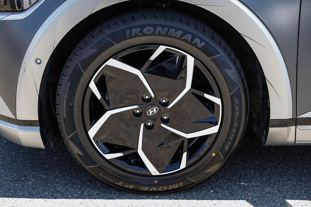 Certified 2023 Hyundai Ioniq 5 Limited RWD image 11