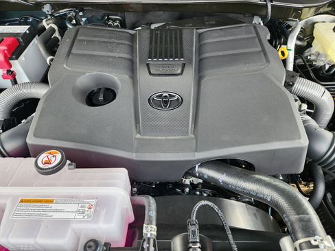 New 2026 Toyota Tundra SR5 w/ TRD Off-Road Premium Package image 27