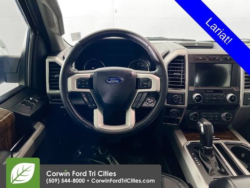 Used 2018 Ford F150 Lariat w/ Equipment Group 502A Luxury AWD/4WD image 25