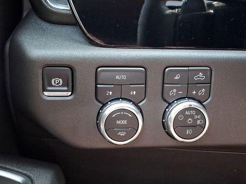 New 2026 GMC Sierra 1500 SLT w/ SLT Premium Plus Package image 16