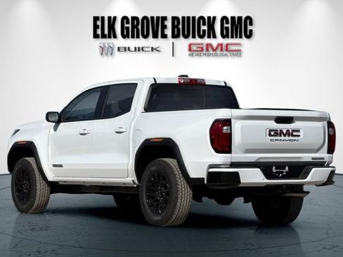 New 2026 GMC Canyon Elevation image 6