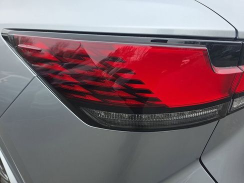 Used 2023 Lexus RX 350 image 43