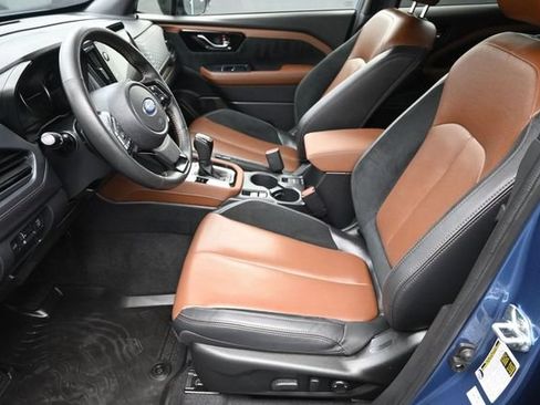 Used 2025 Subaru Forester Touring AWD/4WD image 21