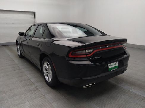 Used 2022 Dodge Charger SXT w/ Driver Convenience Group image 5