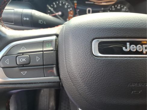 Used 2022 Jeep Compass Trailhawk w/ Trailhawk Convenience Group AWD/4WD image 28