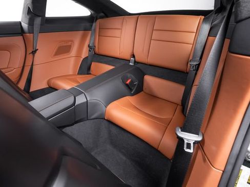 Used 2026 Porsche 911 GT3 RWD image 18