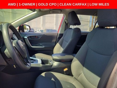 Used 2024 Toyota RAV4 LE AWD/4WD image 19