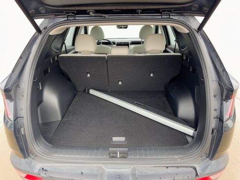 Used 2023 Hyundai Tucson Limited FWD image 28