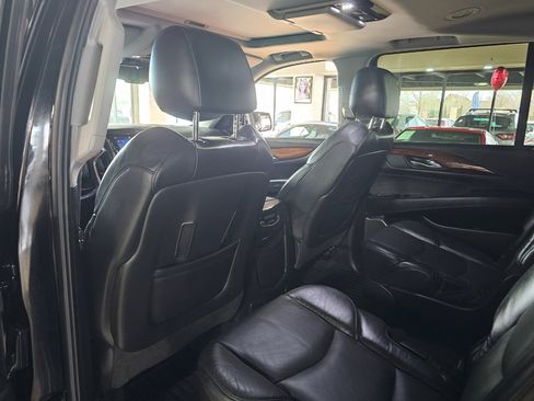 Used 2015 Cadillac Escalade ESV Premium image 29