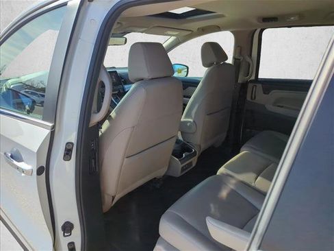 Used 2018 Honda Odyssey EX-L image 14