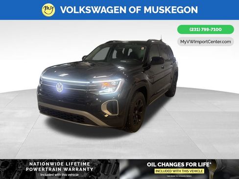 New 2026 Volkswagen Atlas Peak Edition AWD/4WD image 3
