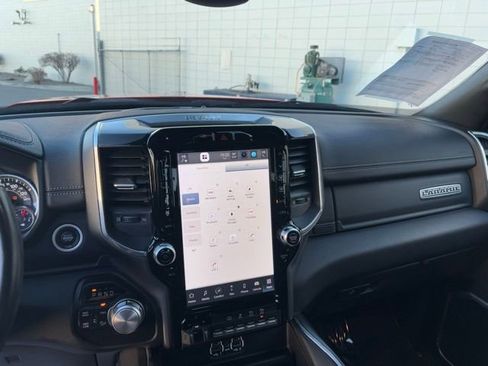 Used 2022 RAM 2500 Laramie w/ Night Edition image 21