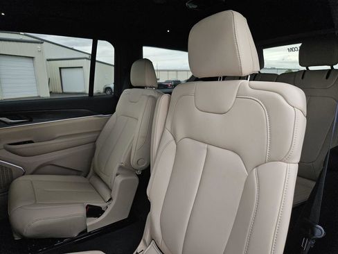 New 2026 Jeep Grand Cherokee L Limited image 30