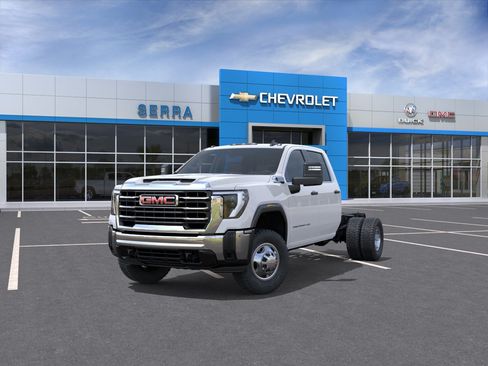 New 2026 GMC Sierra 3500 Pro w/ Convenience Package AWD/4WD image 8