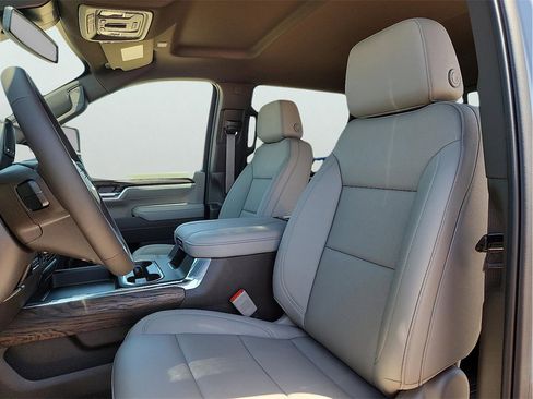 New 2025 GMC Sierra 2500 SLT w/ Texas SLT Premium Package image 17