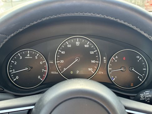 Used 2024 MAZDA MAZDA3 s image 13