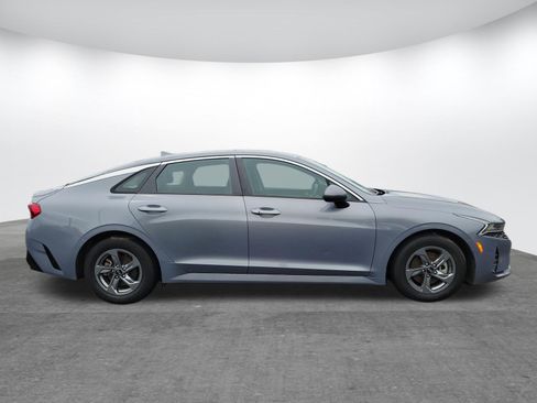 Used 2021 Kia K5 LXS FWD image 2