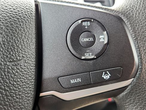 Used 2022 Honda Pilot Sport image 23