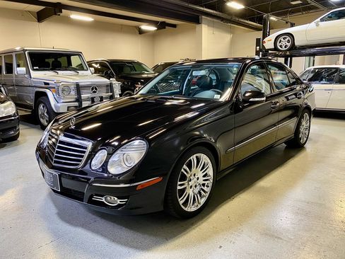 Used 2008 Mercedes-Benz E 350 Sedan image 2