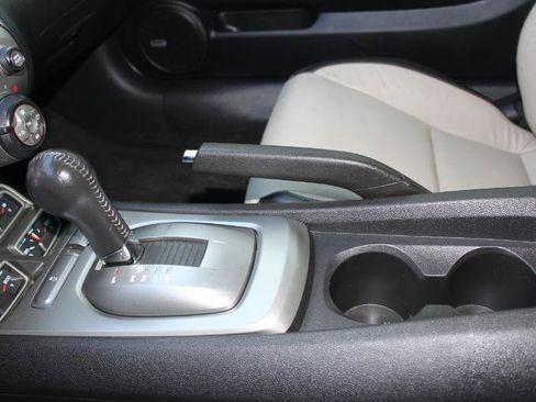 Used 2011 Chevrolet Camaro LT RWD image 29