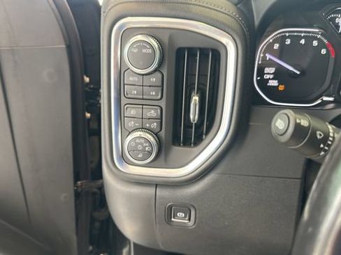 Used 2021 GMC Sierra 1500 SLT w/ SLT Premium Plus Package AWD/4WD image 17