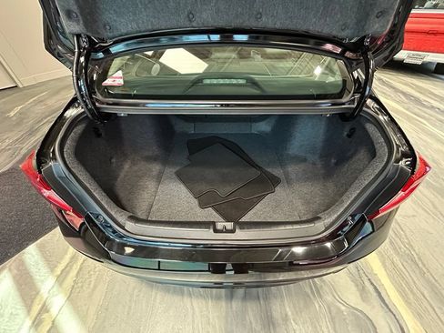 Used 2018 Honda Accord EX-L image 46