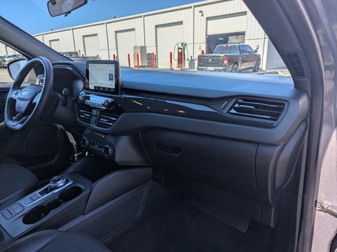 Used 2023 Ford Escape ST-Line image 25