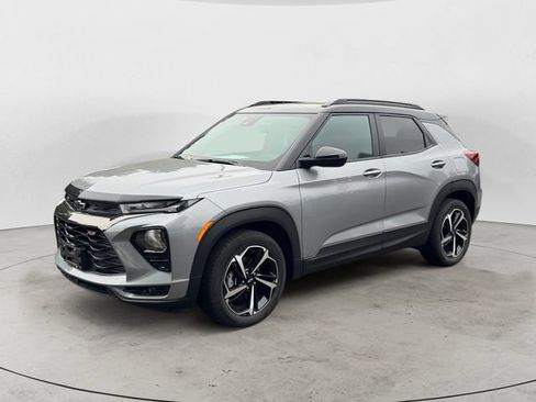 Certified 2023 Chevrolet TrailBlazer RS FWD image 1
