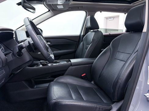 Used 2022 Nissan Rogue SL w/ SL Premium Package image 19