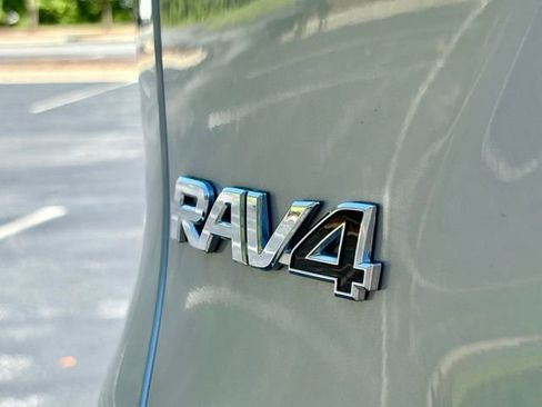 Used 2025 Toyota RAV4 XLE w/ Convenience Package AWD/4WD image 14