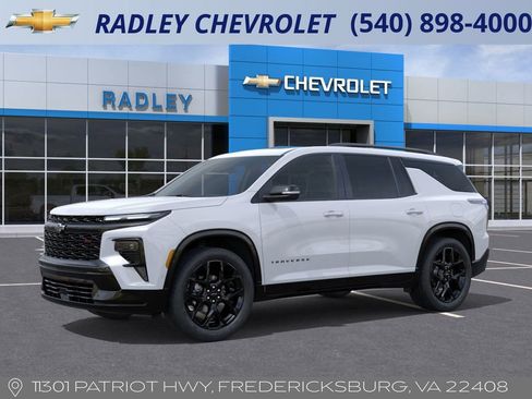 New 2026 Chevrolet Traverse RS image 2