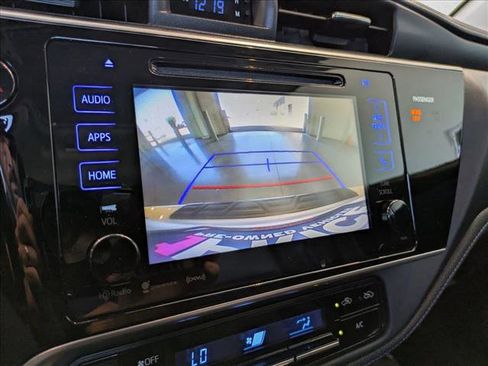 Used 2017 Toyota Corolla SE w/ SE Premium Package FWD image 13