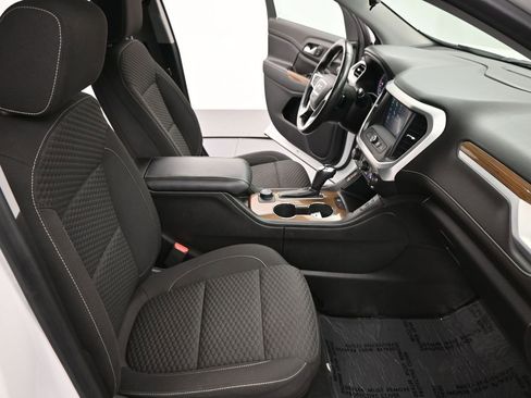 Used 2019 GMC Acadia SLE image 23