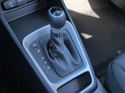 Certified 2026 Hyundai Venue SE image 31