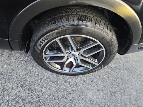 Used 2019 Ford Explorer Sport w/ Equipment Group 401A image 8