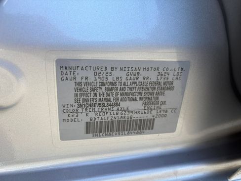 Used 2025 Nissan Versa SV FWD image 27