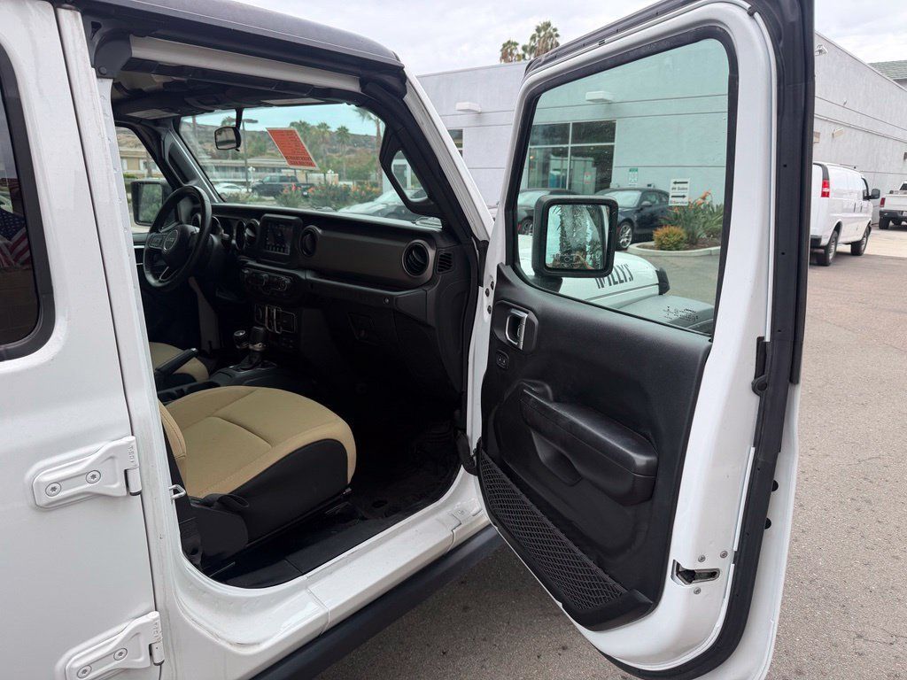 Used 2021 Jeep Wrangler Unlimited Sport AWD/4WD image 17
