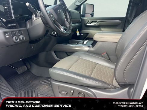 Used 2024 Chevrolet Silverado 2500 ZR2 w/ ZR2 Bison Edition AWD/4WD image 13