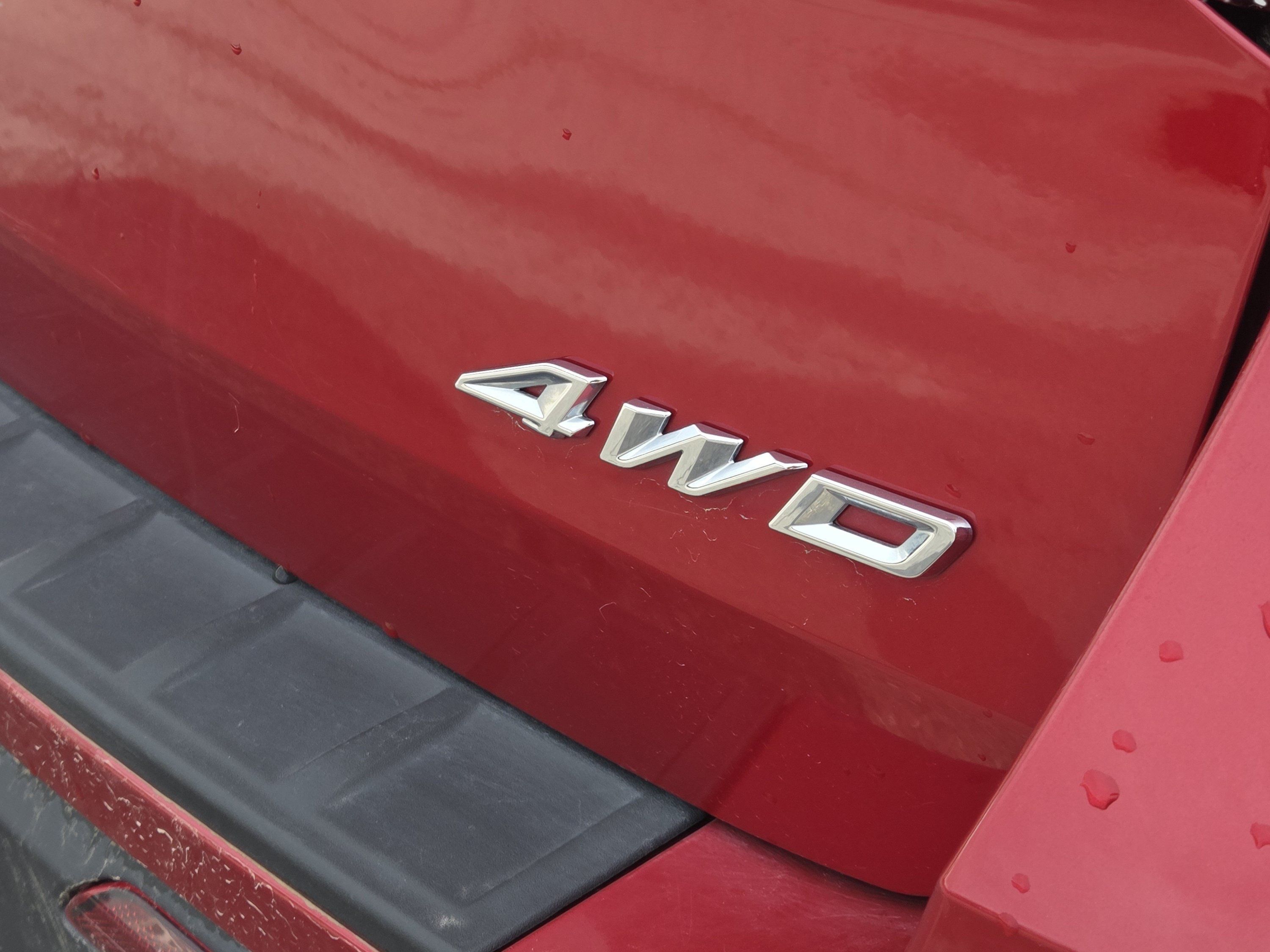 Used 2023 Ford Explorer XLT w/ Equipment Group 202A AWD/4WD image 24