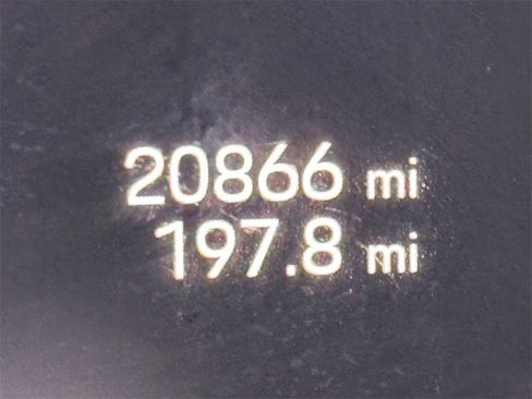 Used 2023 Porsche Panamera 4 Platinum Edition image 31