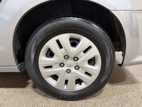Used 2019 Dodge Grand Caravan SE FWD image 53