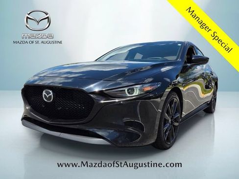 Used 2021 MAZDA MAZDA3 s FWD image 1
