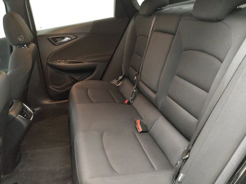 Used 2022 Chevrolet Malibu LT FWD image 18
