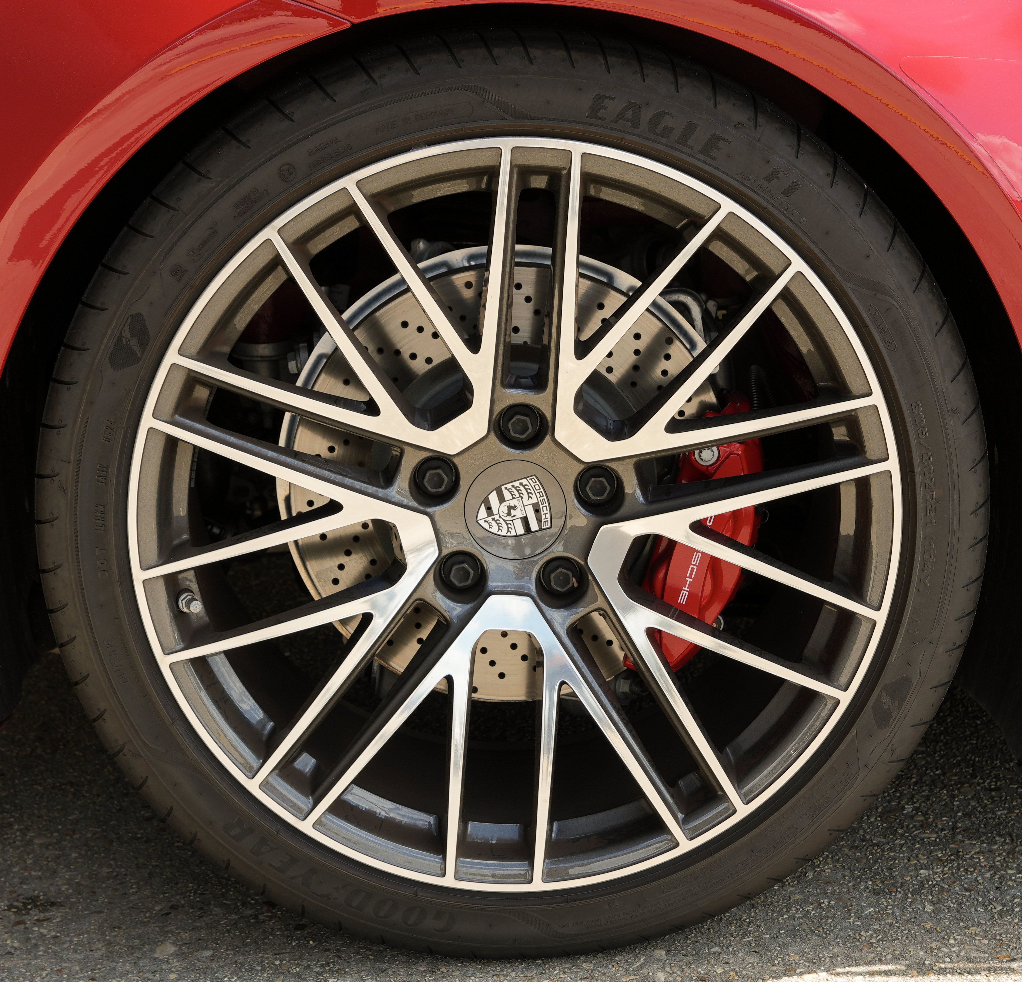 Certified 2024 Porsche 911 Carrera S RWD image 10